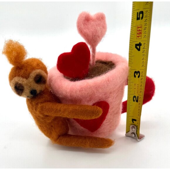 NWT Needle Felt Wool Sloth Figure Tea Love Heart Mug Cute Handmade Valentine Gif - Picture 5 of 6